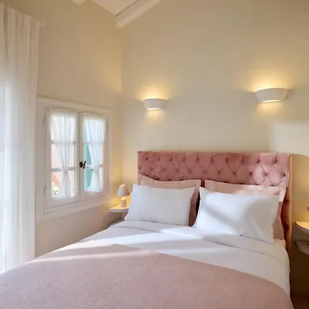 Old Village Luxury Areti Valanio